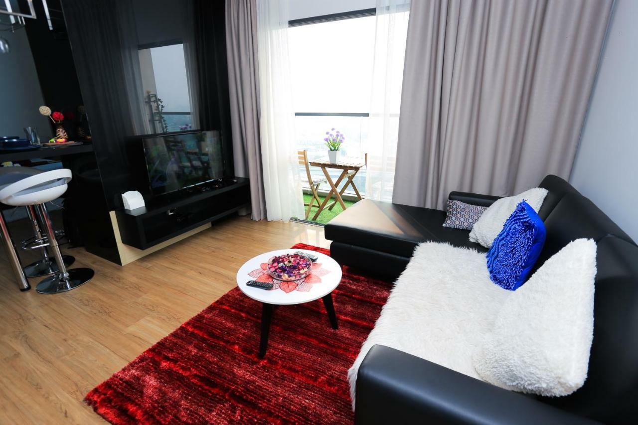 Mlh Deluxe Studio Suites @ Landmark Residence チェラス エクステリア 写真